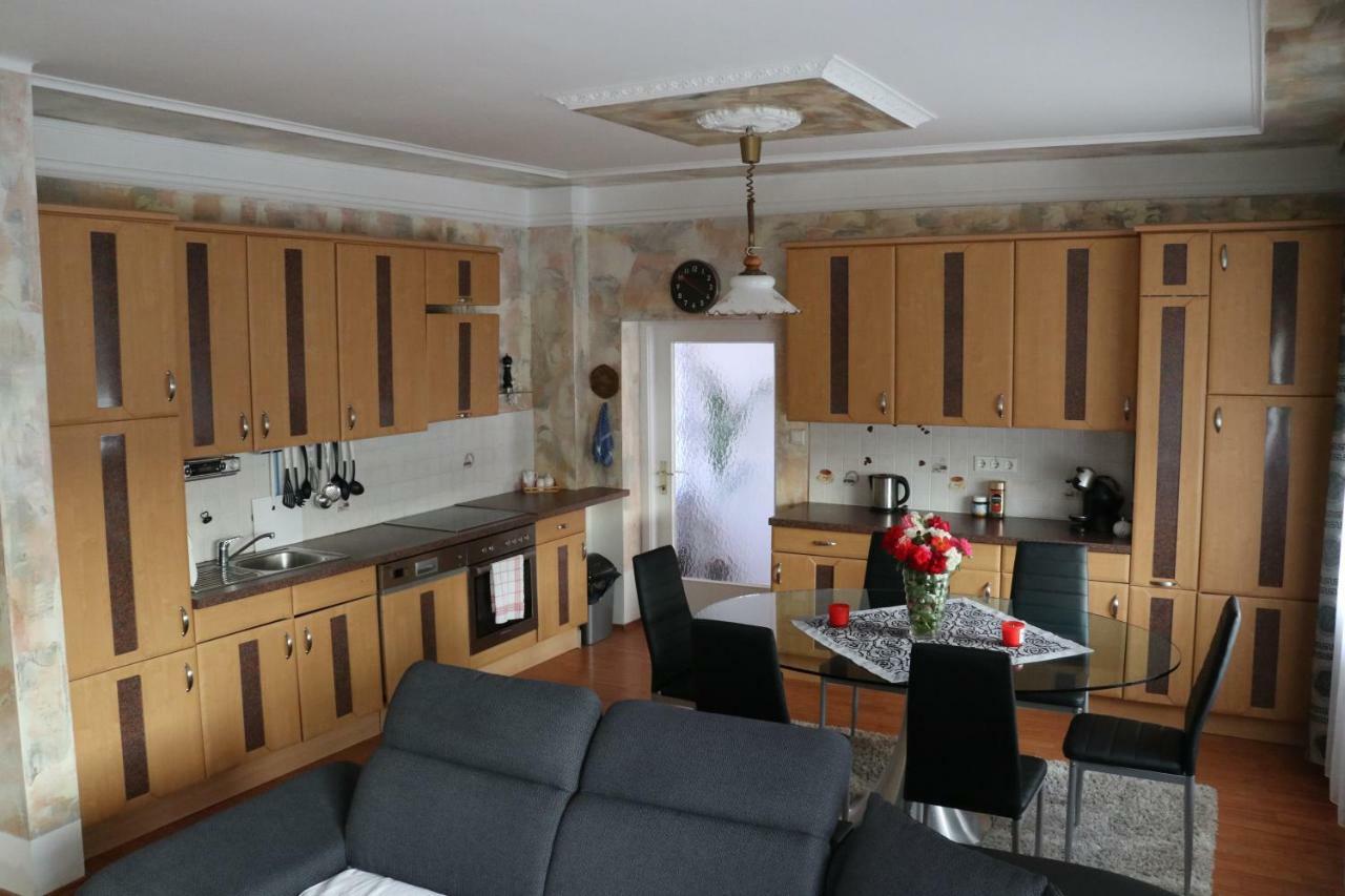The Lakehouse Villa Neusiedl Am See Wienerstrasse 8 外观 照片