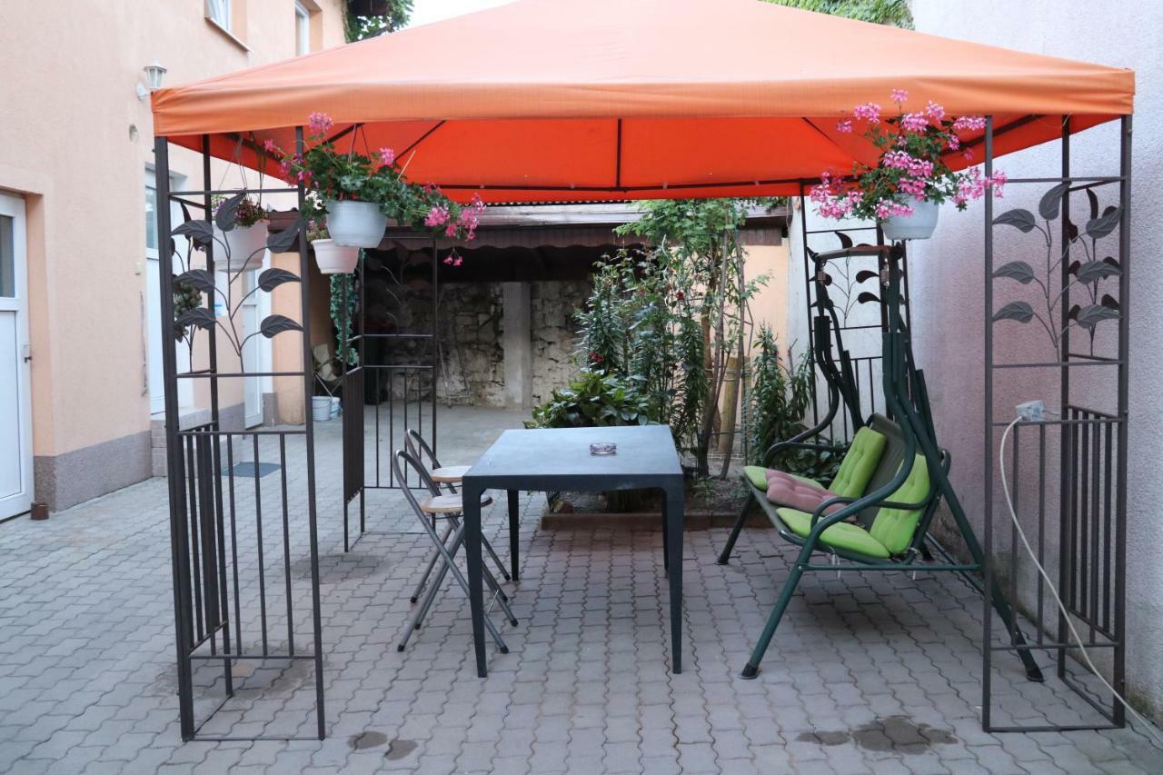 The Lakehouse Villa Neusiedl Am See Wienerstrasse 8 外观 照片