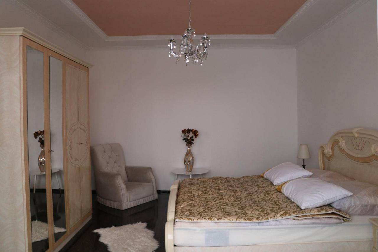 The Lakehouse Villa Neusiedl Am See Wienerstrasse 8 外观 照片