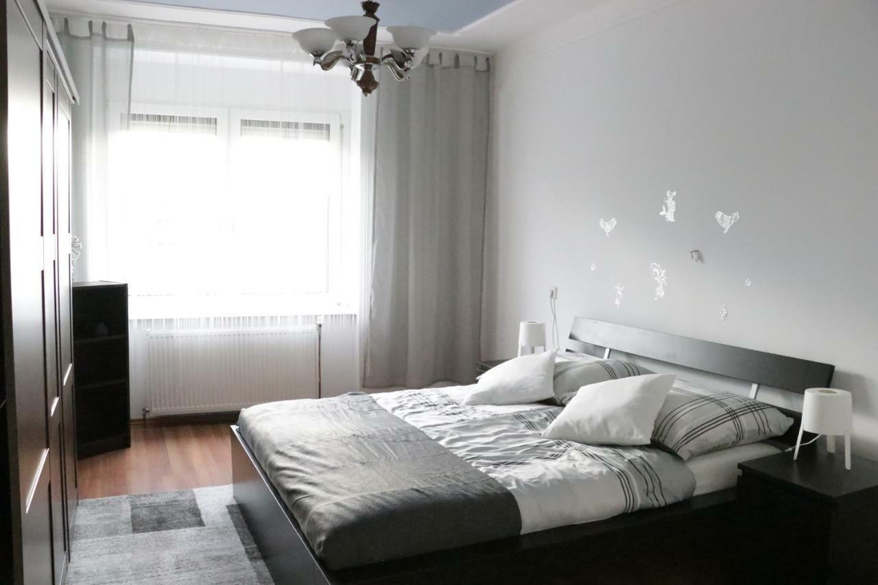The Lakehouse Villa Neusiedl Am See Wienerstrasse 8 外观 照片